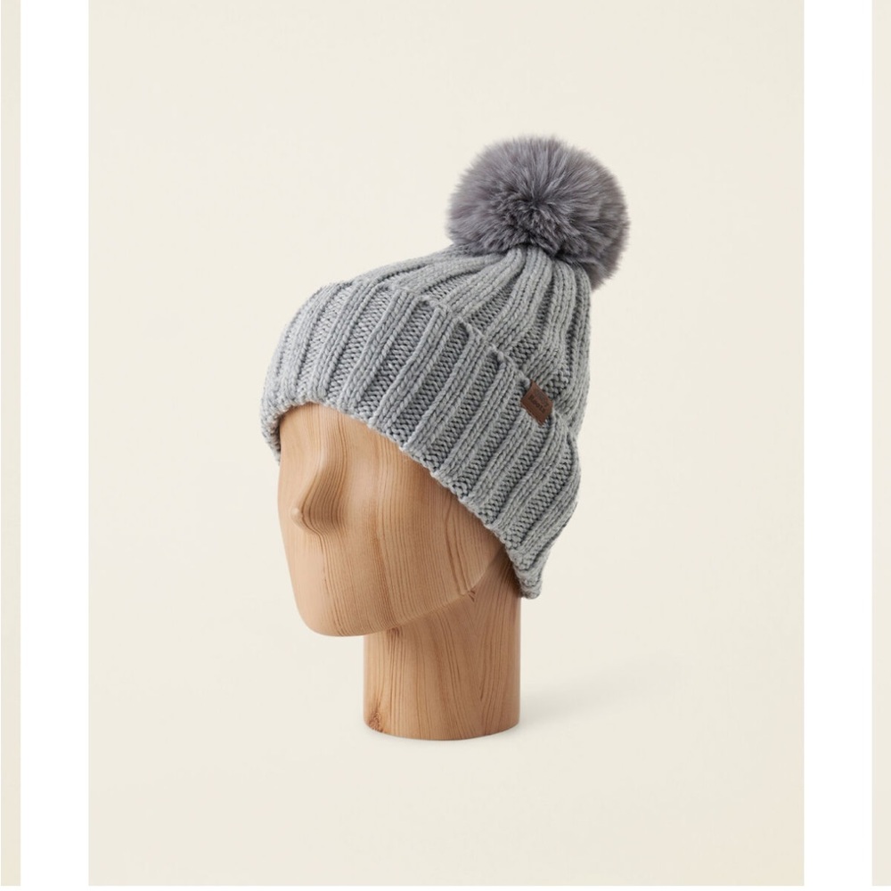 Roots Olivia Toque Hat and Mittens